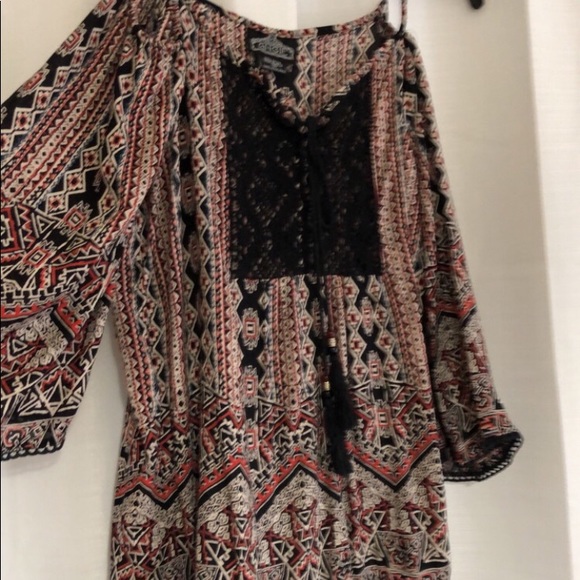 Nordstrom Tops - Off the shoulder Summer top! Nordstrom Tops - Off the shoulder Summer top!